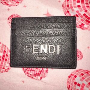 fendi black cardholder 🖤✔️